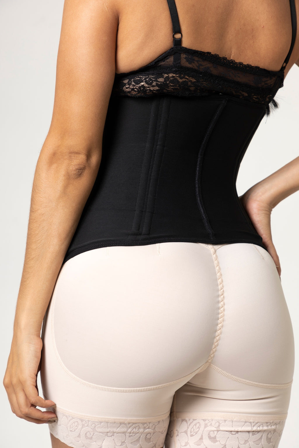 Cinturilla de compresión extrema con 15 varillas