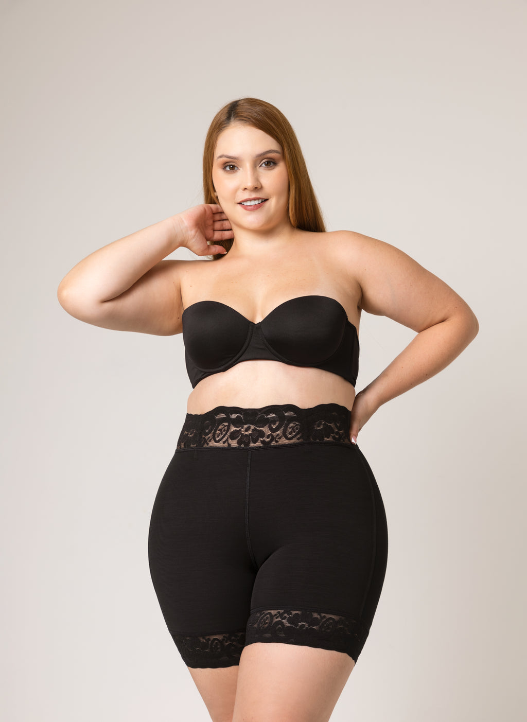 Short media pierna de alta compresión y realce de glúteos