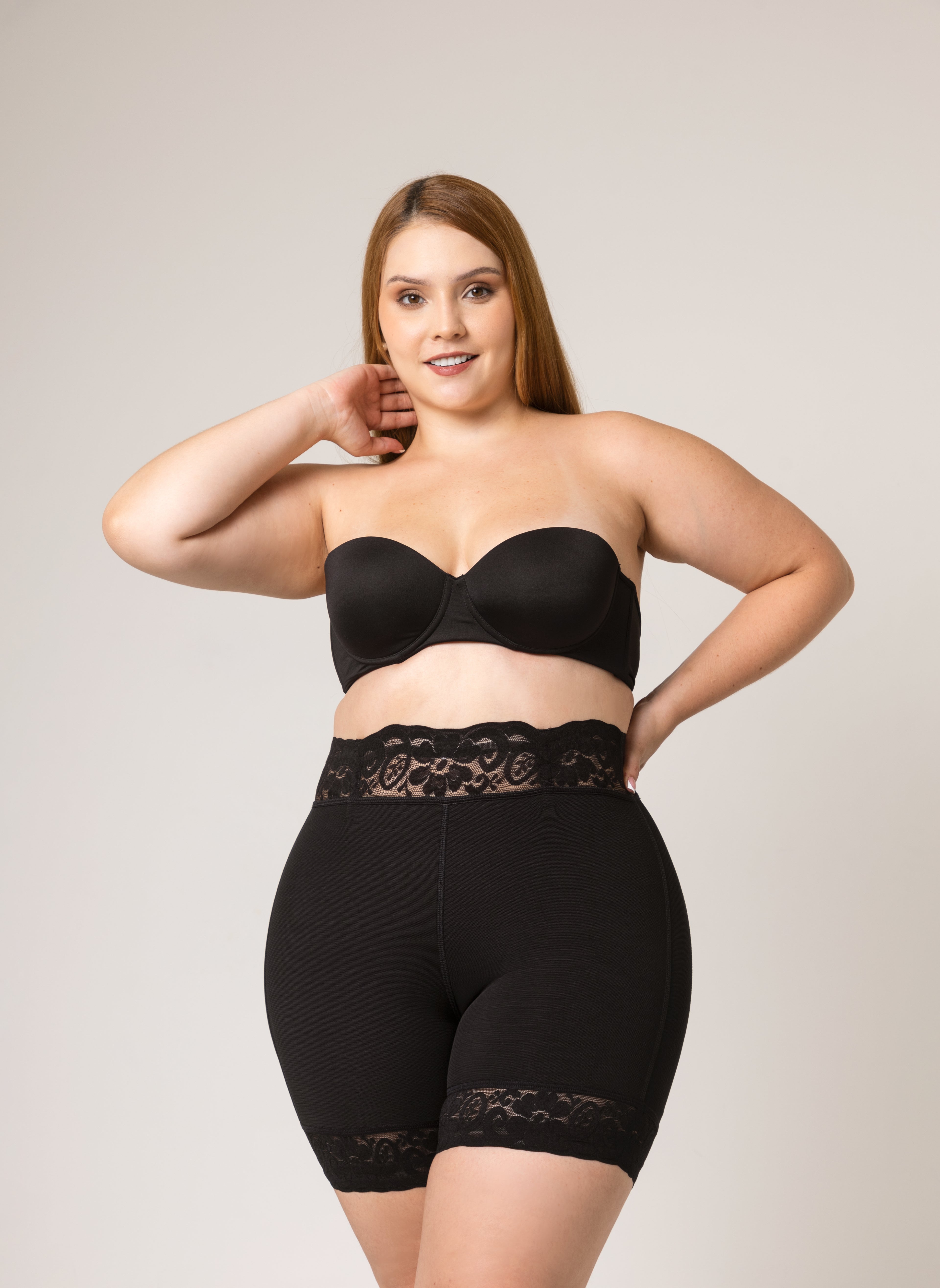 Short media pierna de alta compresión y realce de glúteos